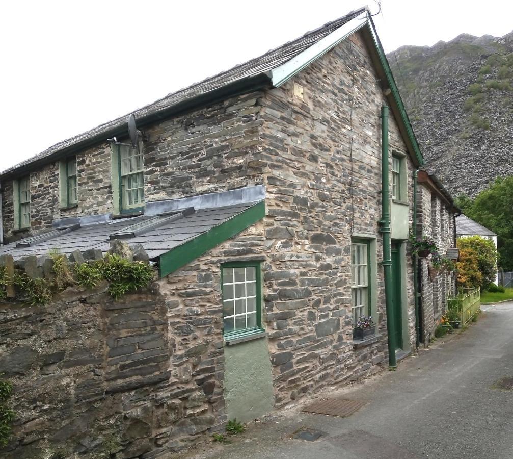 Ty Hen - Quirky Grade II Listed Cottage Blaenau Ffestiniog Εξωτερικό φωτογραφία